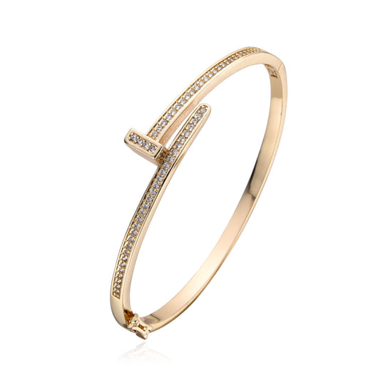 Elegante pulsera dorada minimalista con zirconias