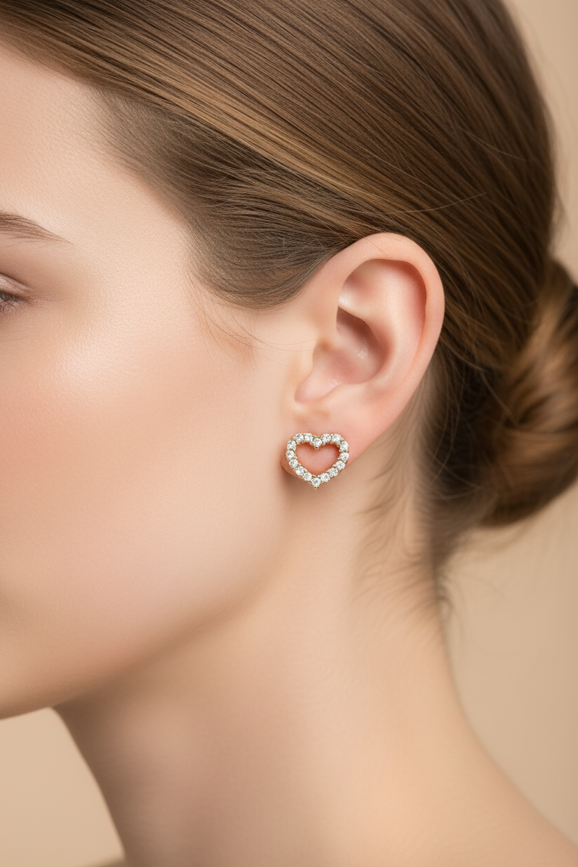 LEIPA-23 · Aretes Corazón Luz Eterna · Modelo