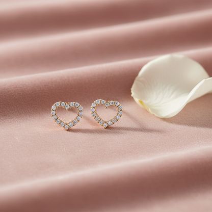 LEIPA-23 · Aretes Corazón Luz Eterna · Ambiente